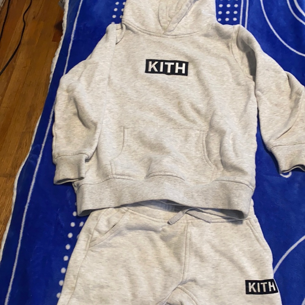 Comfy two piece gray sweatshirt set